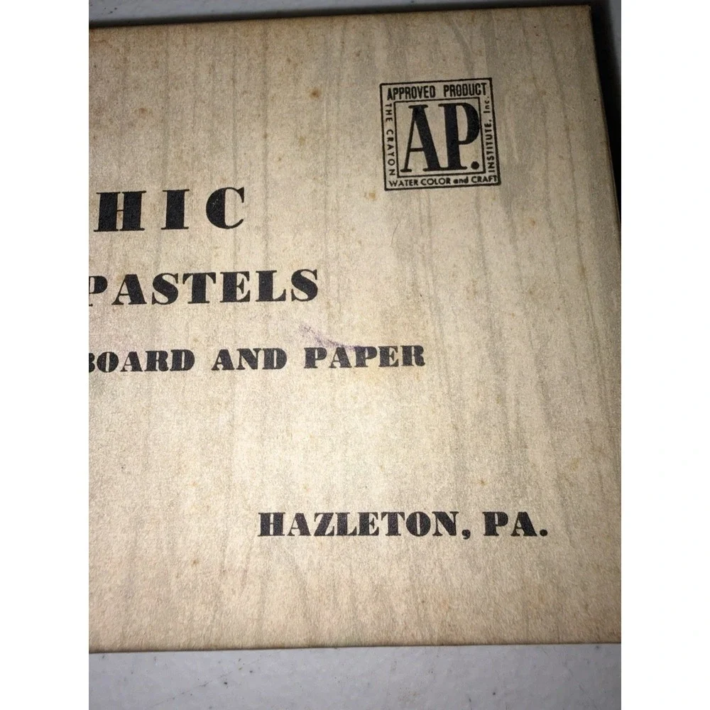 Vintage Gothic School Pastels No. 7012 Art Crayon Co Hazleton PA Box Set USA
